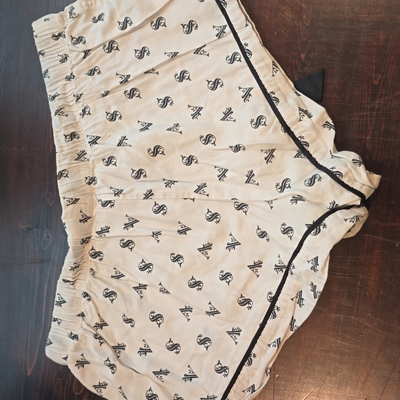Victoria Secret White and Black Pj Shorts XS - Picture 3 of 3